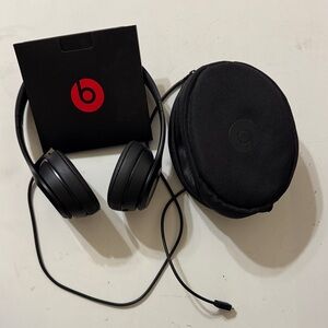 Beats by Dre Black On-Ear Headphones